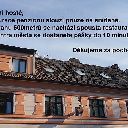 Penzion U Kohoutka Pardubice Exteriör bild