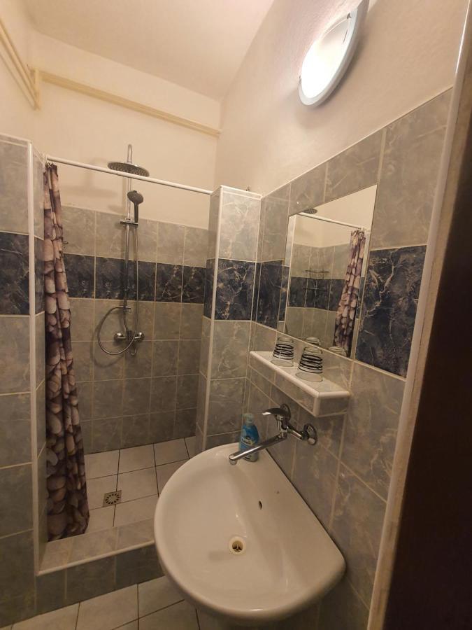 Penzion U Kohoutka Pardubice Exteriör bild