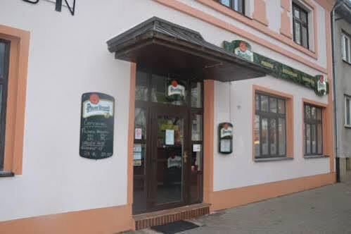Penzion U Kohoutka Pardubice Exteriör bild